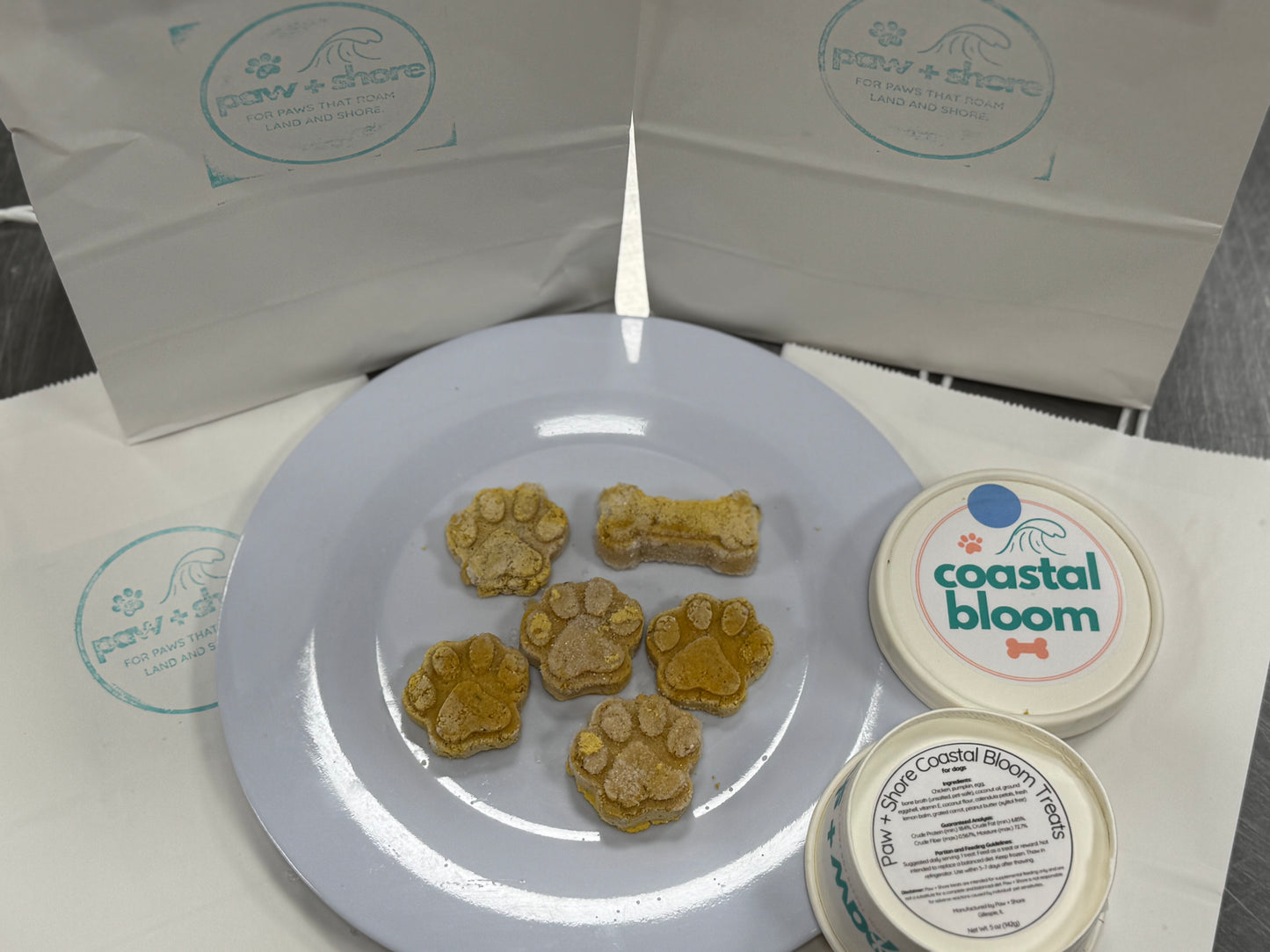 Beach Bites - Single Tub (~6 Large Treats)